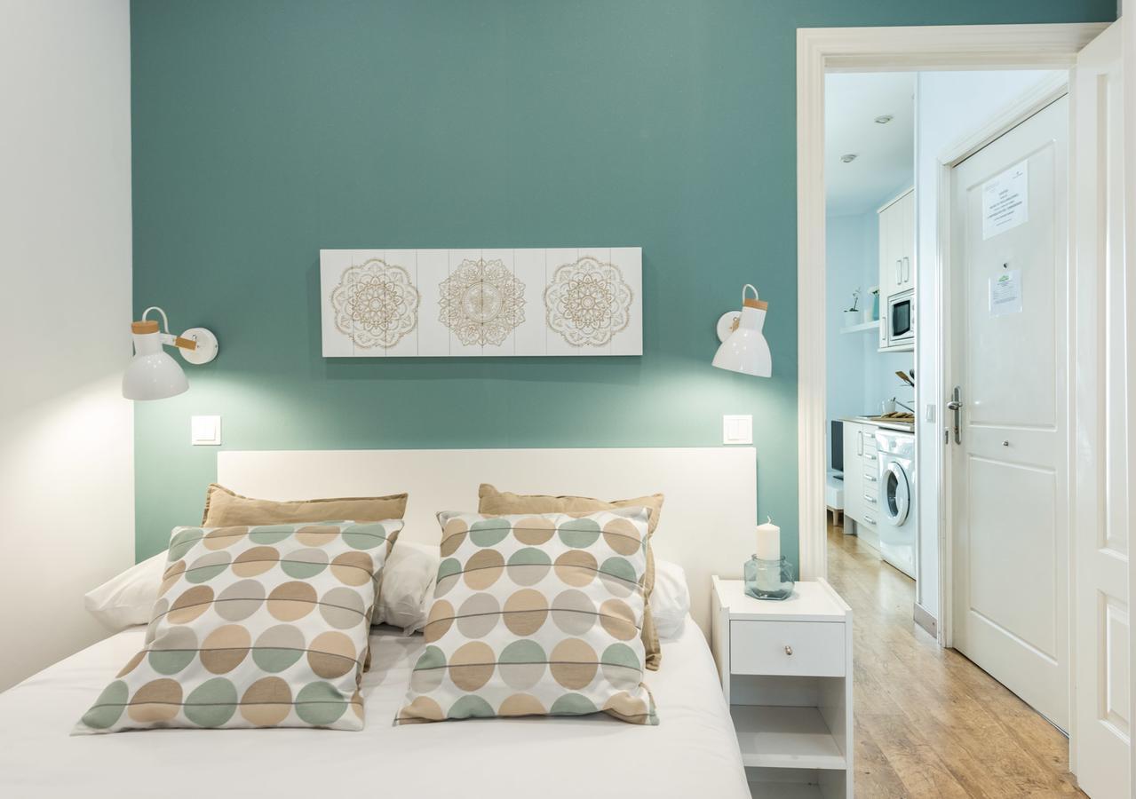 Gran Via I Santa Ana Apartment Madrid Exterior photo